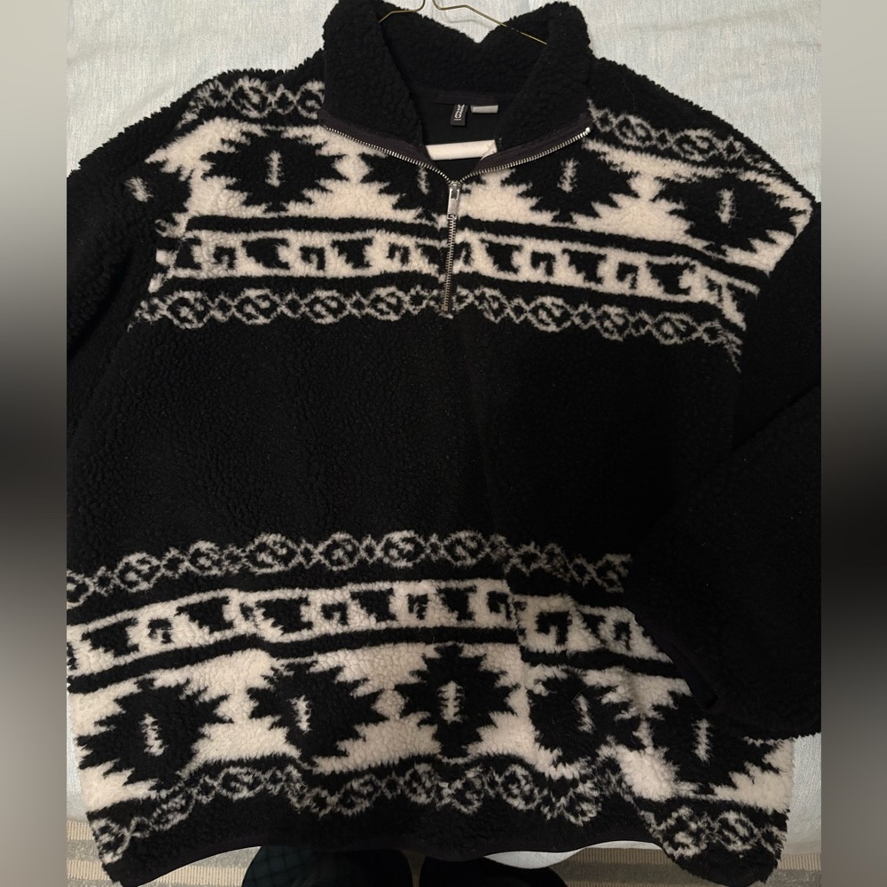 H&M Black and White Zip Up Jacket